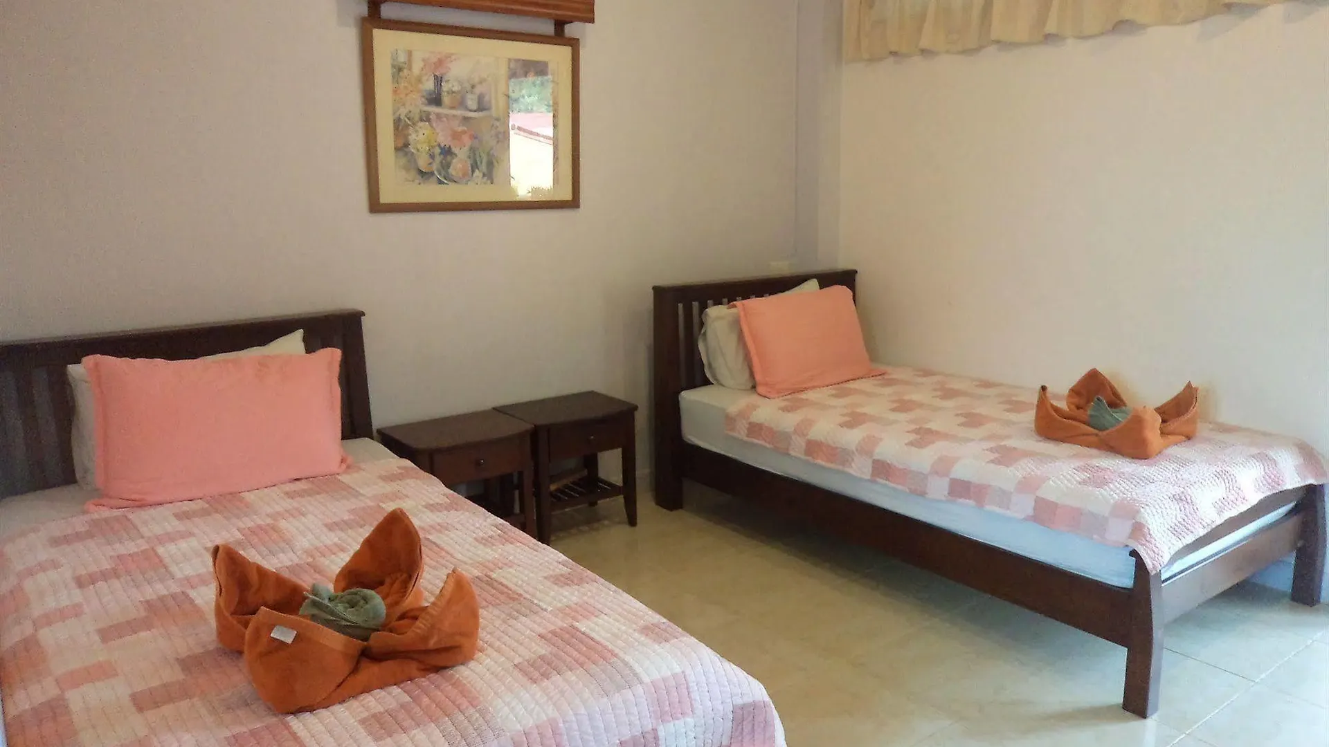 Inn Baan Por Jai Hotel Koh Lanta Thailand
